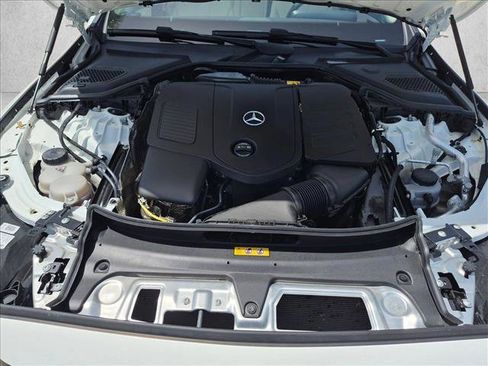 Used 2026 Mercedes-Benz E 350 4MATIC Sedan image 21