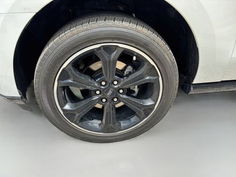 Used 2024 Ford Expedition Limited RWD image 34