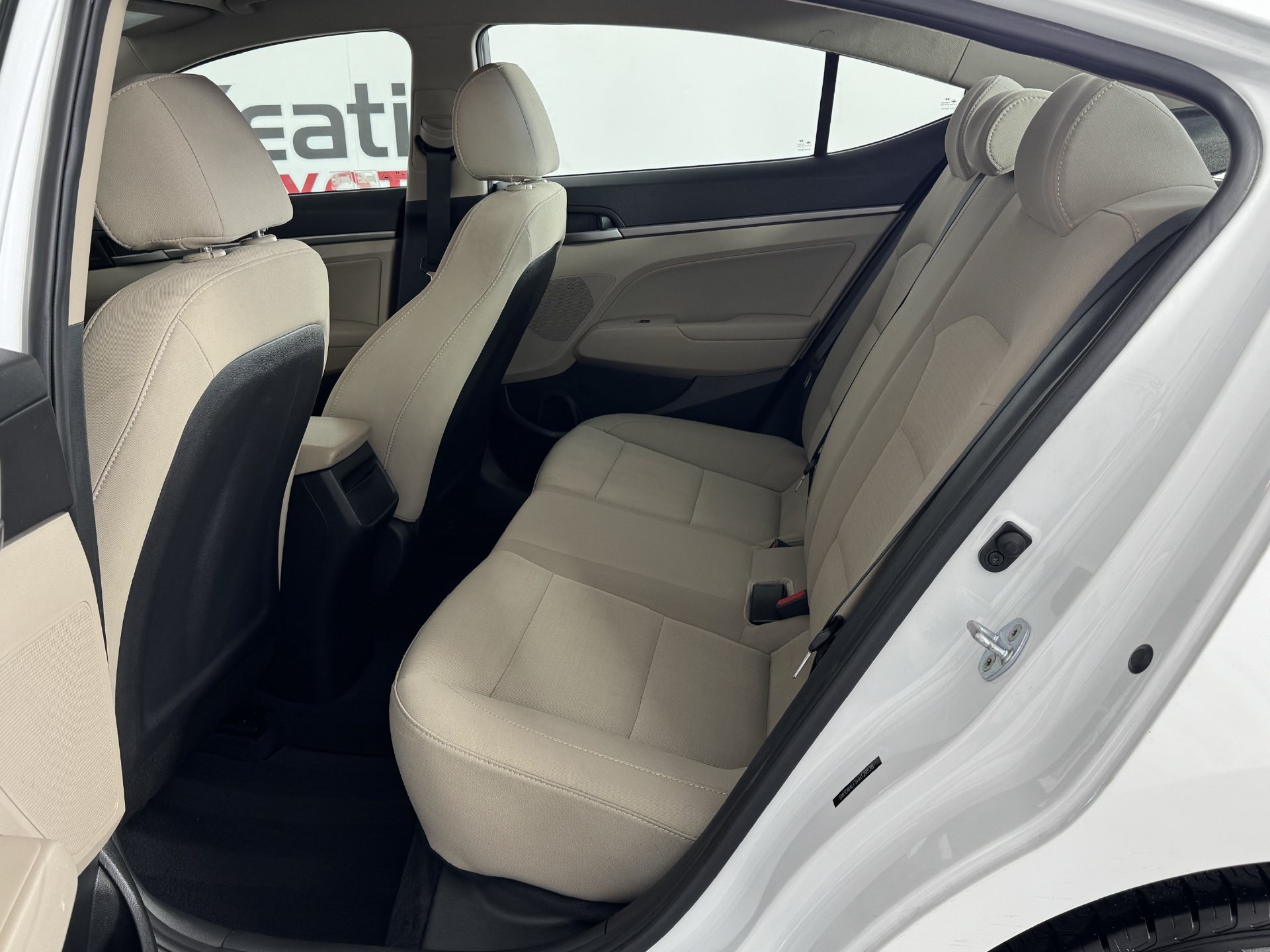 Used 2017 Hyundai Elantra SE FWD image 15