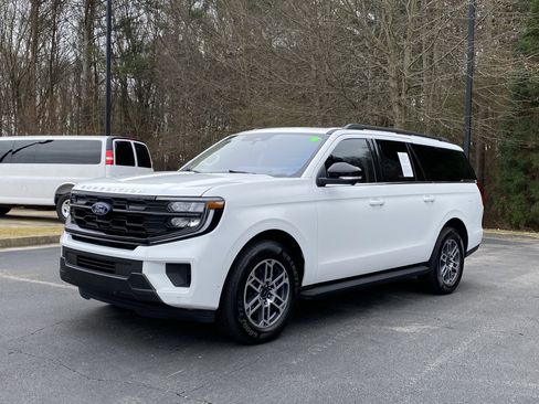 Used 2025 Ford Expedition Max Active image 5
