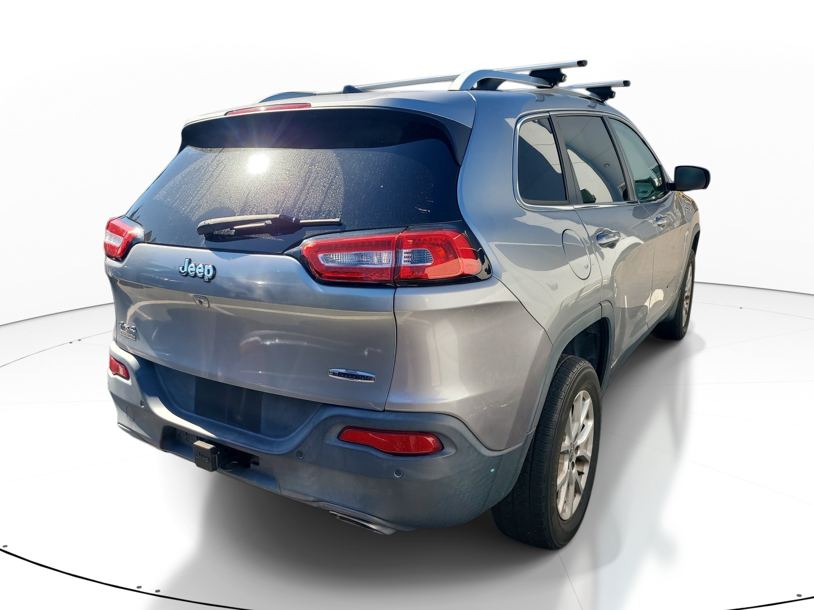 Used 2017 Jeep Cherokee Latitude w/ Safety/Convenience Group AWD/4WD image 4