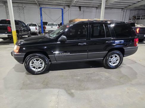 Used 2002 Jeep Grand Cherokee Laredo image 4
