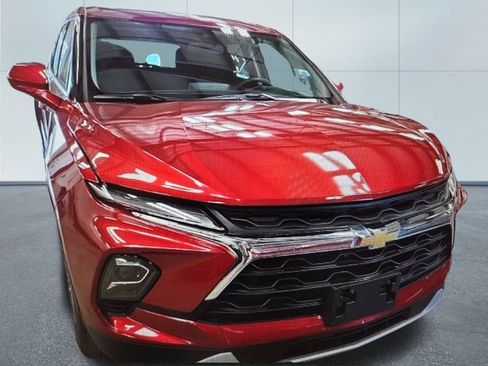 Used 2025 Chevrolet Blazer LT image 14