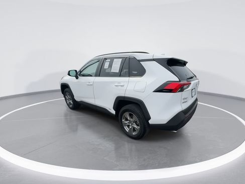 Used 2025 Toyota RAV4 XLE image 6
