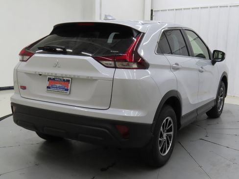 New 2026 Mitsubishi Eclipse Cross ES image 3