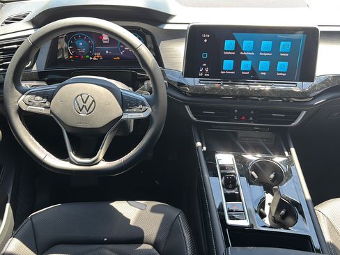 New 2026 Volkswagen Atlas Cross Sport SE AWD/4WD image 19