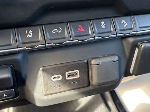 Certified 2024 Chevrolet Silverado 2500 Custom w/ Custom Convenience Package image 19