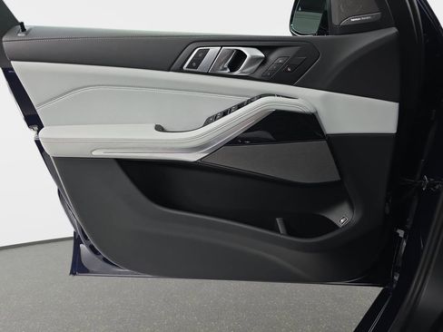 New 2026 BMW X5 xDrive50e w/ M Sport Package image 26