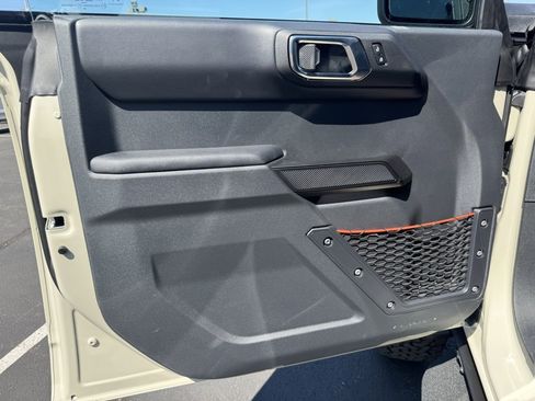 New 2025 Ford Bronco Raptor image 20