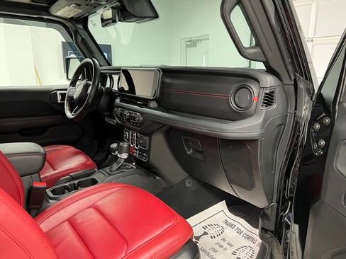 Used 2024 Jeep Wrangler Unlimited Rubicon 392 AWD/4WD image 56
