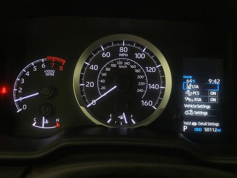 Used 2020 Toyota Corolla LE w/ Carpet Mat Package (TMS) FWD image 23