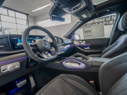 New 2026 Mercedes-Benz GLS 63 AMG 4MATIC image 6