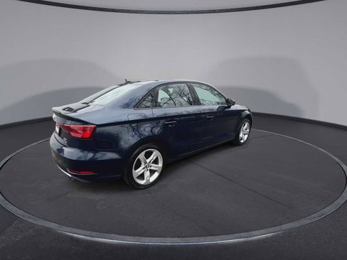 Used 2018 Audi A3 2.0T Premium image 8