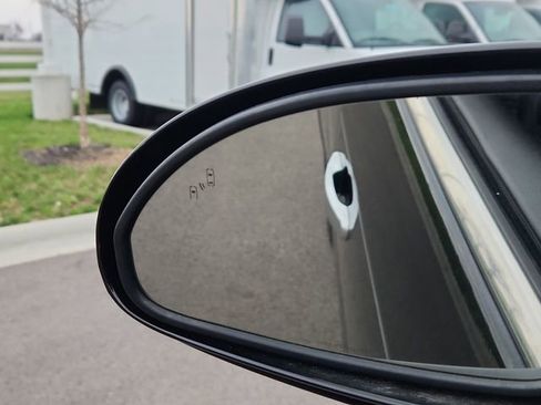 Used 2016 Buick Enclave Premium w/ Experience Buick Package image 36