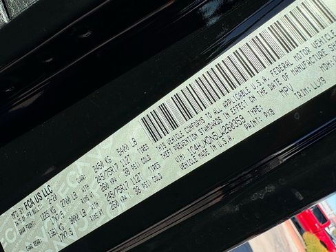 Used 2020 Jeep Wrangler Unlimited Freedom Edition image 11