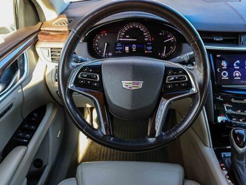 Used 2017 Cadillac XTS Luxury image 16