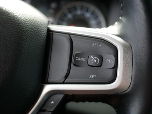 Used 2020 RAM 1500 Big Horn AWD/4WD image 29