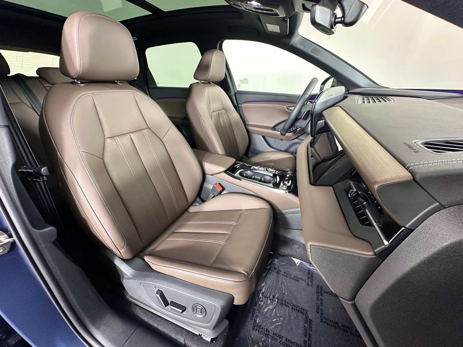 Used 2025 Audi Q6 e-tron Premium Plus w/ Premium Plus AWD/4WD image 6
