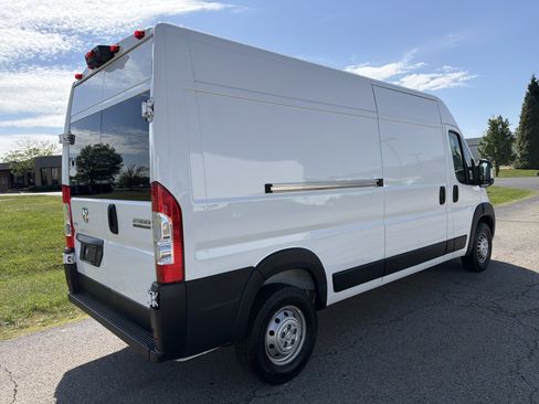 Used 2023 RAM ProMaster 2500 FWD image 7