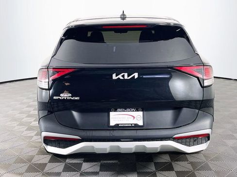 Used 2024 Kia Sportage EX FWD image 7