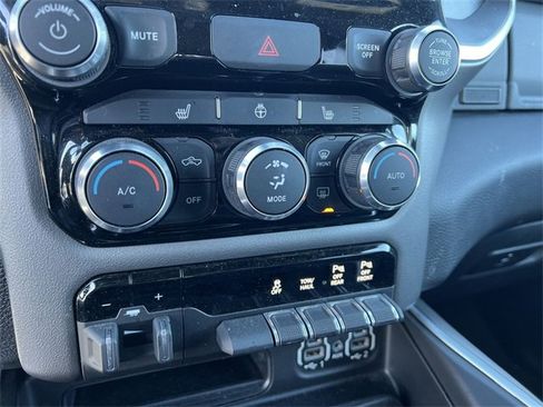 Used 2022 RAM 1500 Big Horn image 16