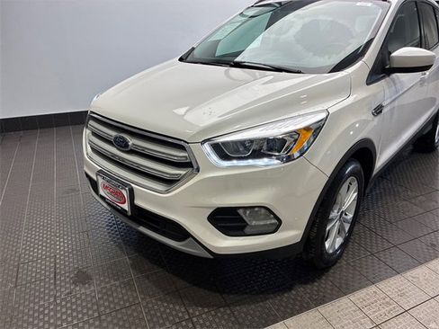 Used 2019 Ford Escape SEL image 8