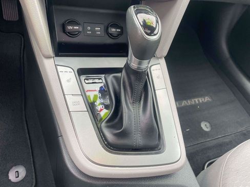 Used 2019 Hyundai Elantra Value Edition FWD image 16