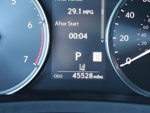 Used 2022 Lexus IS 300 image 18