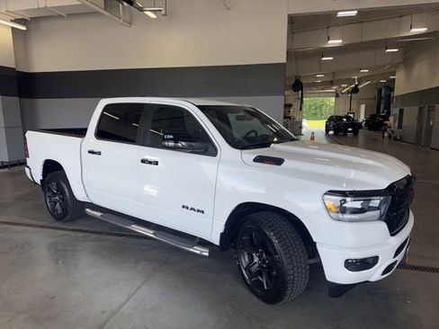 Used 2023 RAM 1500 Big Horn AWD/4WD image 9