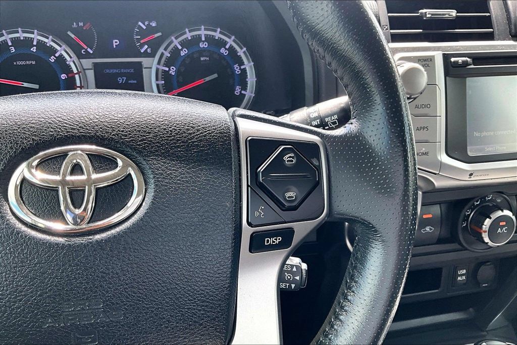 Used 2018 Toyota 4Runner SR5 Premium AWD/4WD image 11
