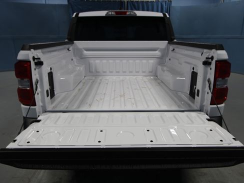 New 2025 Ford Maverick XL image 33