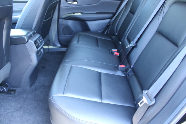 Used 2025 Nissan Murano SV FWD image 34