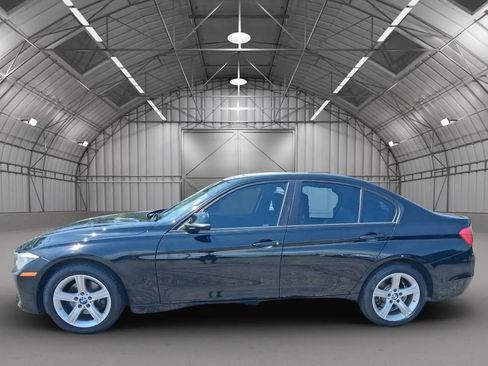 Used 2015 BMW 328i Sedan RWD image 2