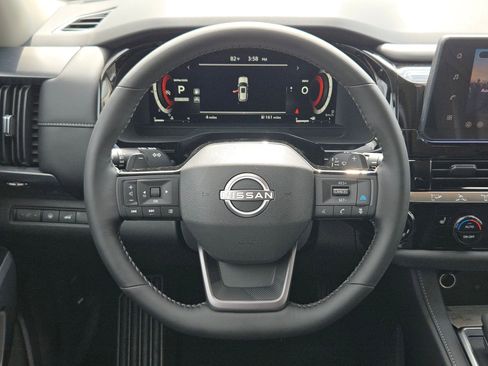 New 2026 Nissan Pathfinder SL FWD image 16