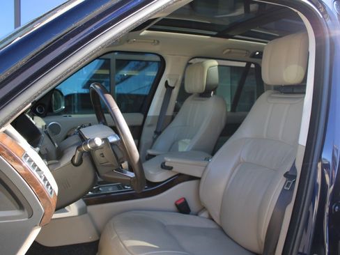 Used 2022 Land Rover Range Rover P525 Westminster Edition image 6