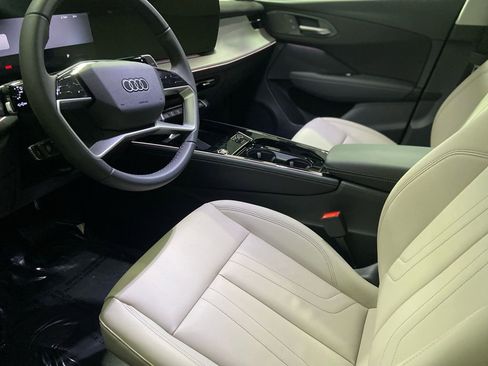 New 2026 Audi Q3 quattro 2.0T image 5