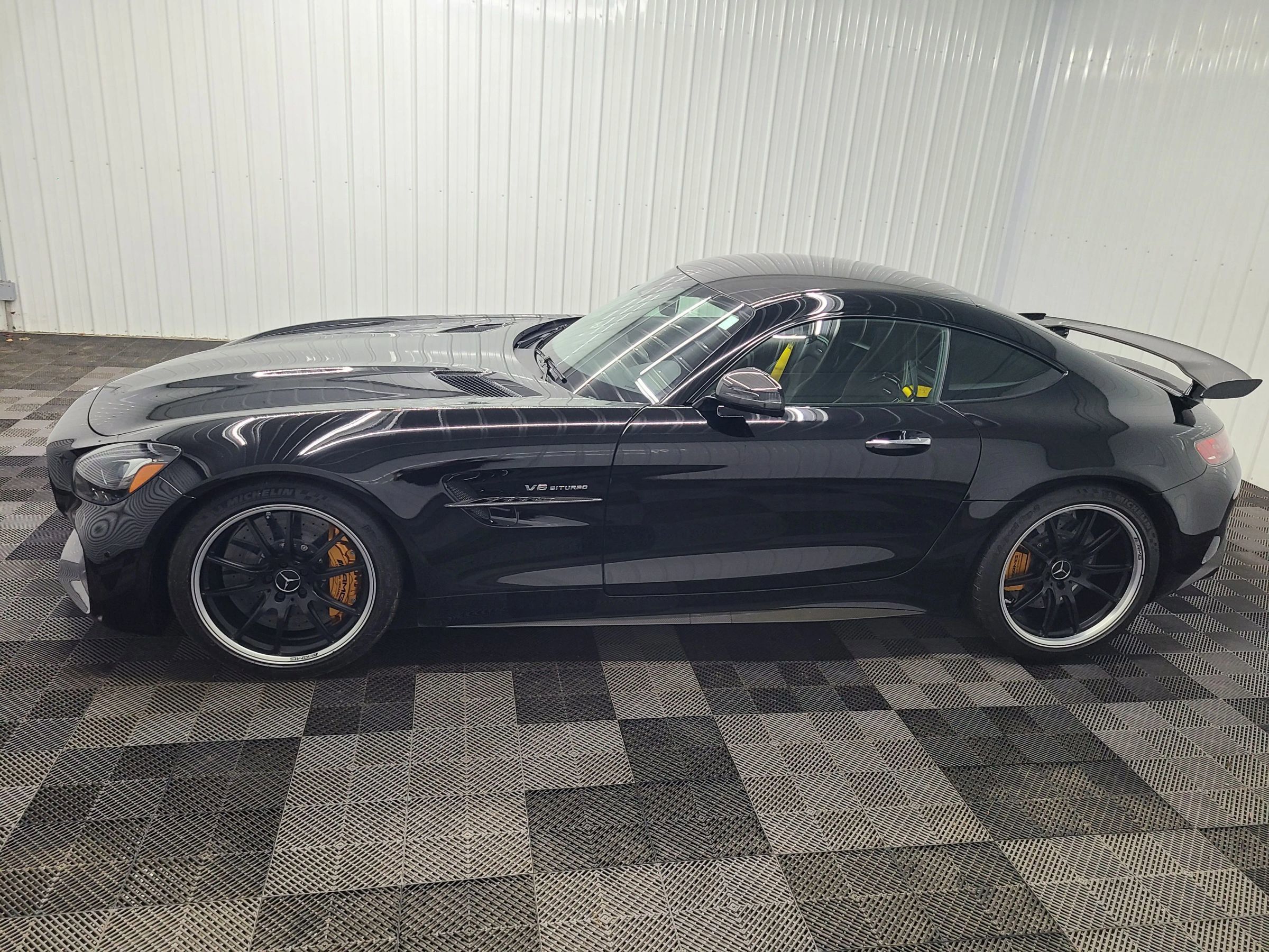 Used 2019 Mercedes-Benz AMG GT R image 30