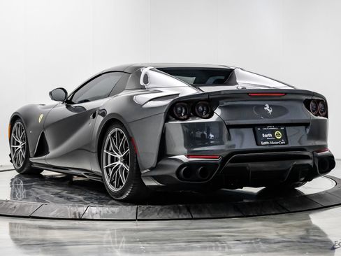Used 2023 Ferrari 812 GTS RWD image 15