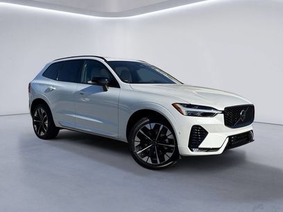 New 2026 Volvo XC60 B5 Plus w/ Protection Package Premier