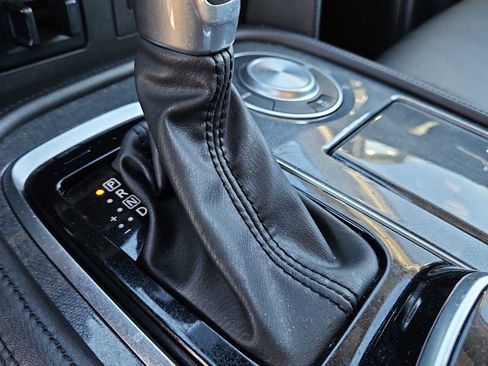 Used 2021 Nissan Armada SV w/ SV Appearance Package image 21