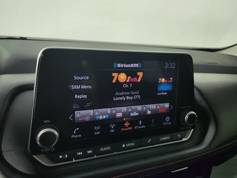 Used 2025 Nissan Rogue SV AWD/4WD image 27