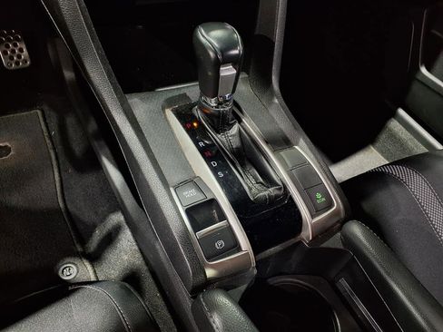 Used 2019 Honda Civic Sport image 10