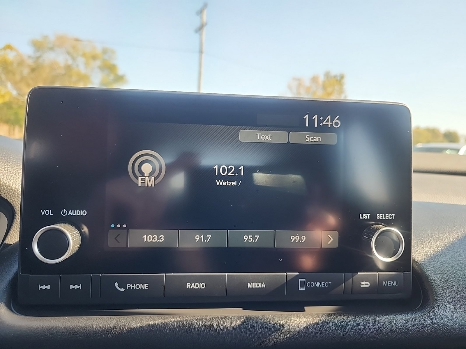 Used 2024 Honda HR-V LX image 18