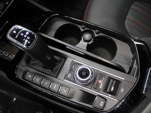 Used 2022 Maserati Levante GT image 35