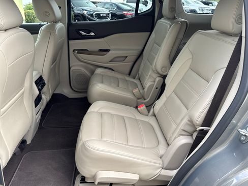 Certified 2019 GMC Acadia Denali w/ Technology Package FWD image 28