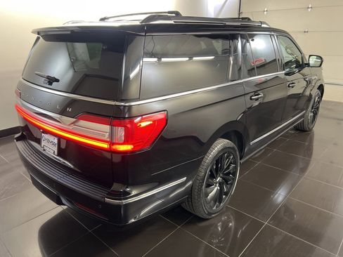 Used 2021 Lincoln Navigator L Reserve image 6