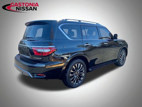 Used 2024 Nissan Armada Platinum w/ Captain's Chairs Package image 9