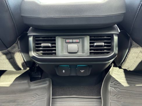 Certified 2025 Ford F150 Raptor AWD/4WD image 32