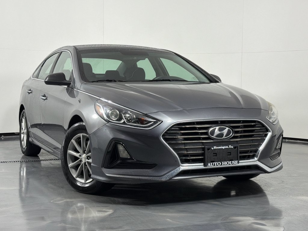 Used 2018 Hyundai Sonata SE FWD image 2
