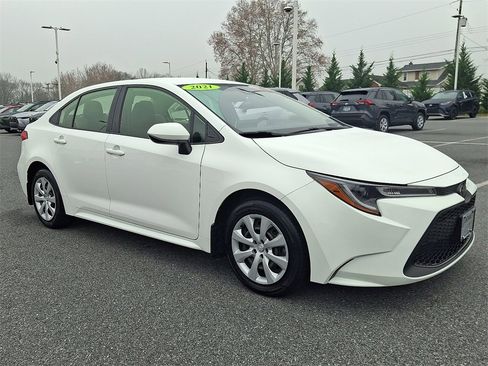 Certified 2021 Toyota Corolla LE w/ Carpet Mat Package (TMS) image 5